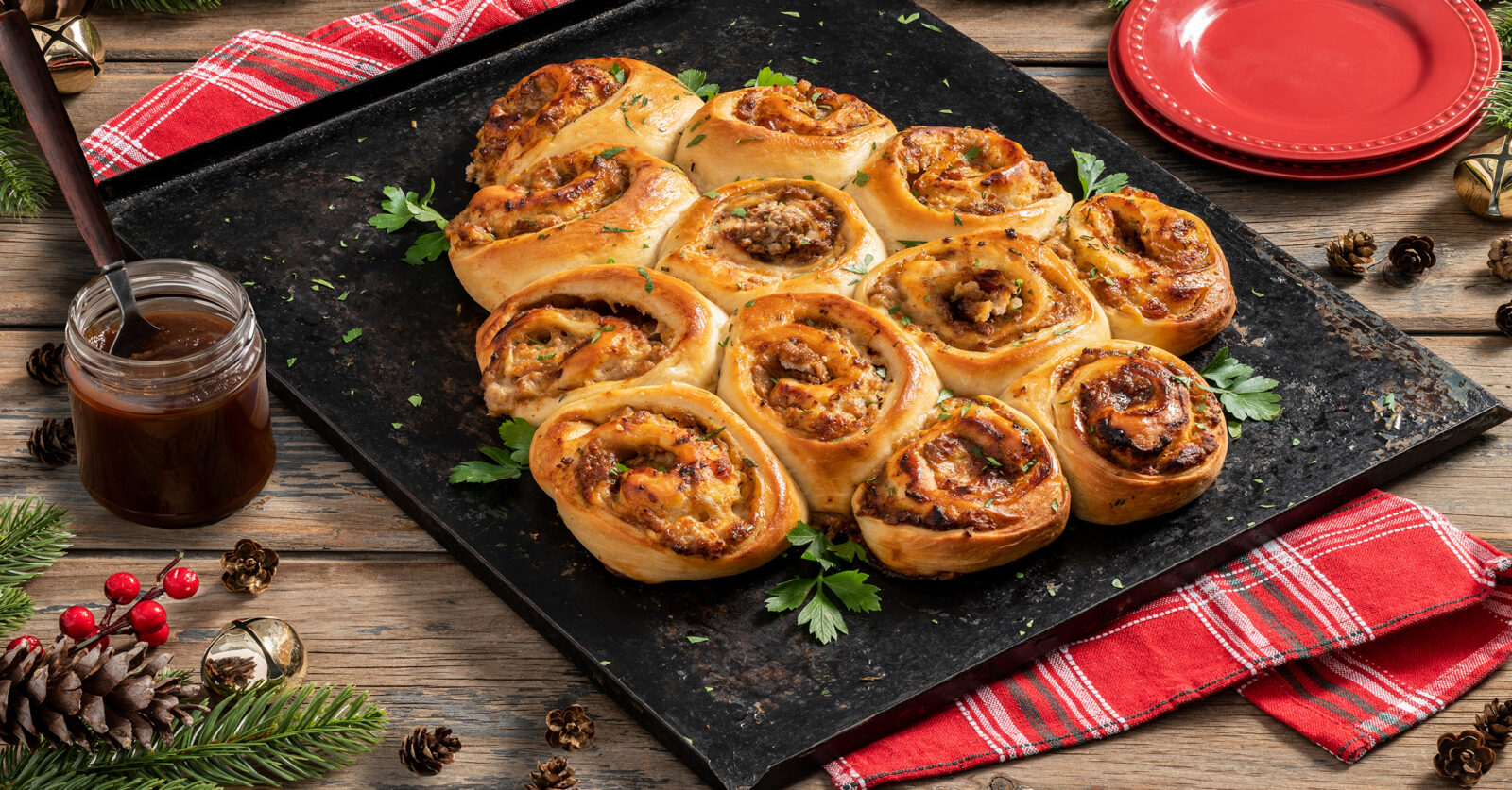 Chicken, Apple Butter and Brie Stuffed Christmas Tree Rolls - Bell & Evans