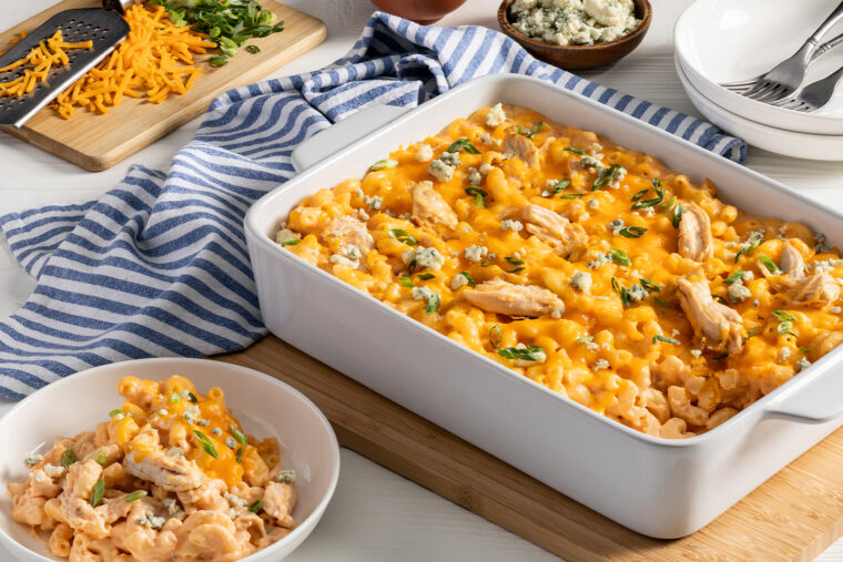 Pulled Buffalo Chicken Mac-and-Cheese