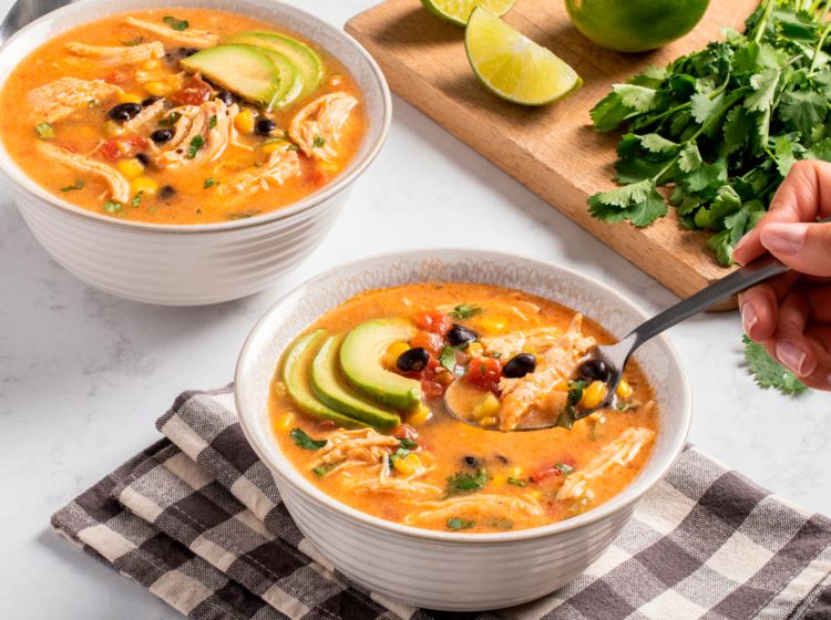 Slow Cooker Chicken Enchilada Soup