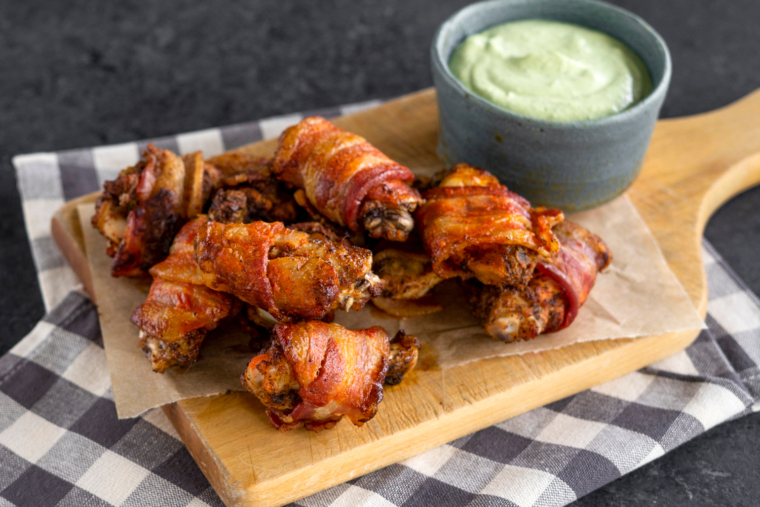 Keto Bacon-wrapped Chicken Wings
