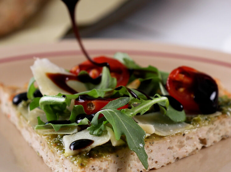 Parmesan Pesto Seasoned Ground Chicken Pizza