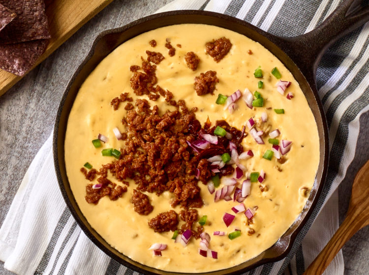 Taco-Seasoned Chicken & 3-Cheese Queso Dip