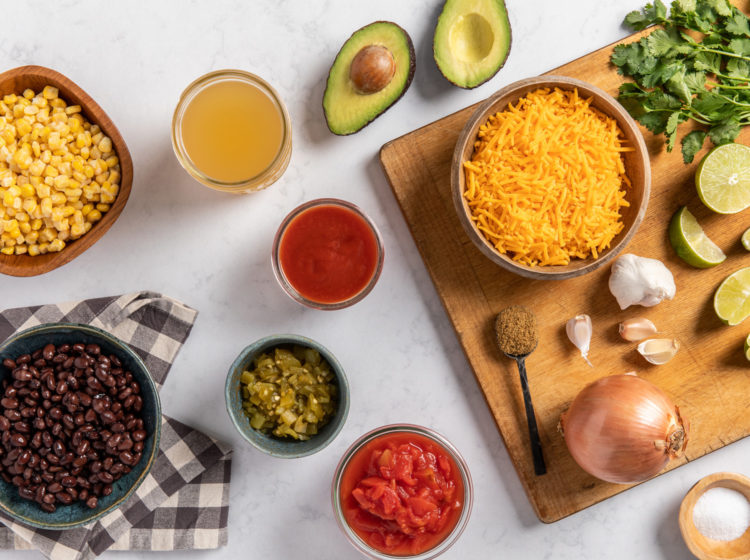 Slow Cooker Chicken Enchilada Soup